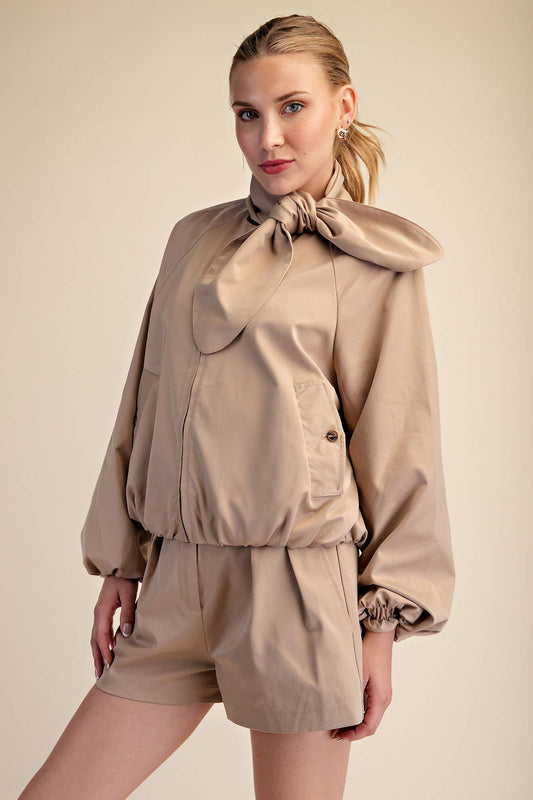 Scarf Collar Long Sleeve Puffy Jacket: Beige / L