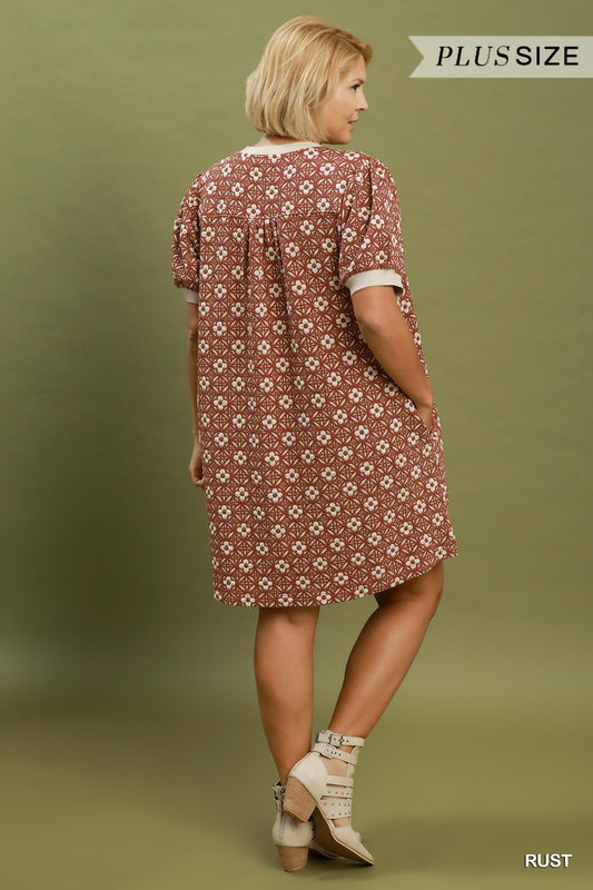 PLUS-Rust Floral Short Sleeve Shift Dress