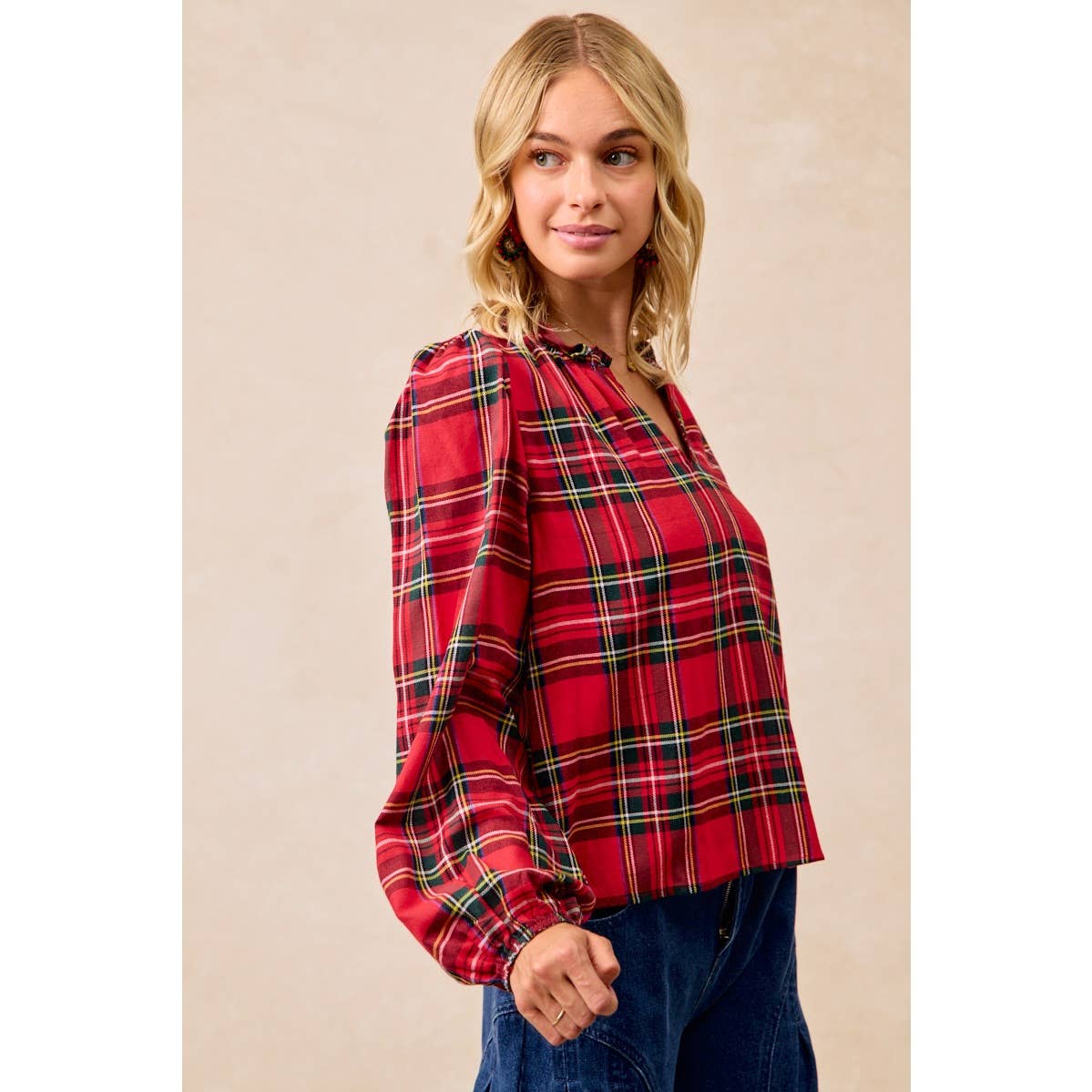 CHRISTMAS PLAID BALLOON SLEEVES RUFFLED V-NECK TOP: RED PLAID / M