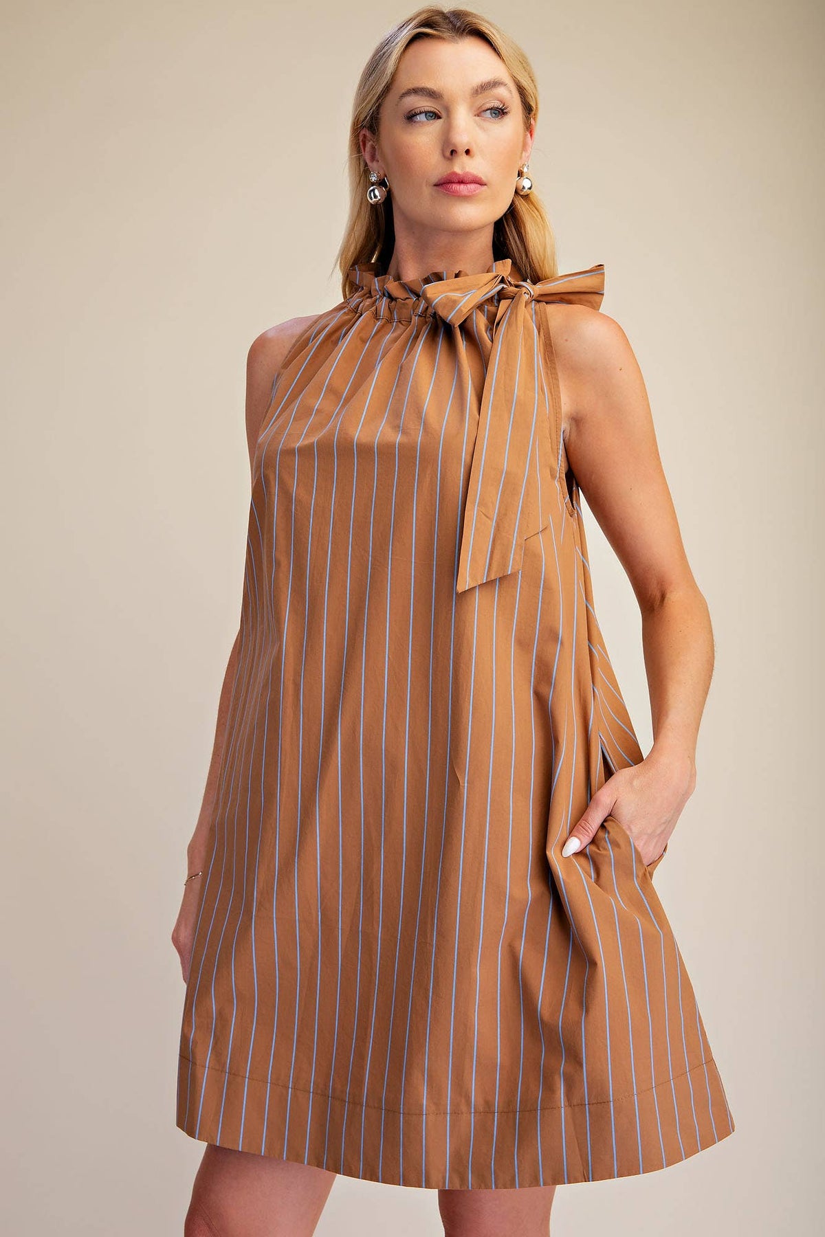 Stripe Mini Dress Ruffle Neck Adjustable Tie Sleeveless: Camel/Slate / L
