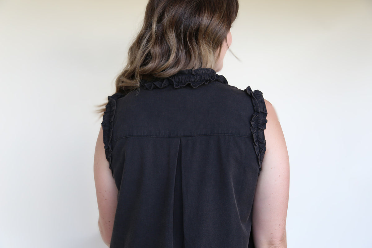Alanis Black Ruffled Sleeveless Dress