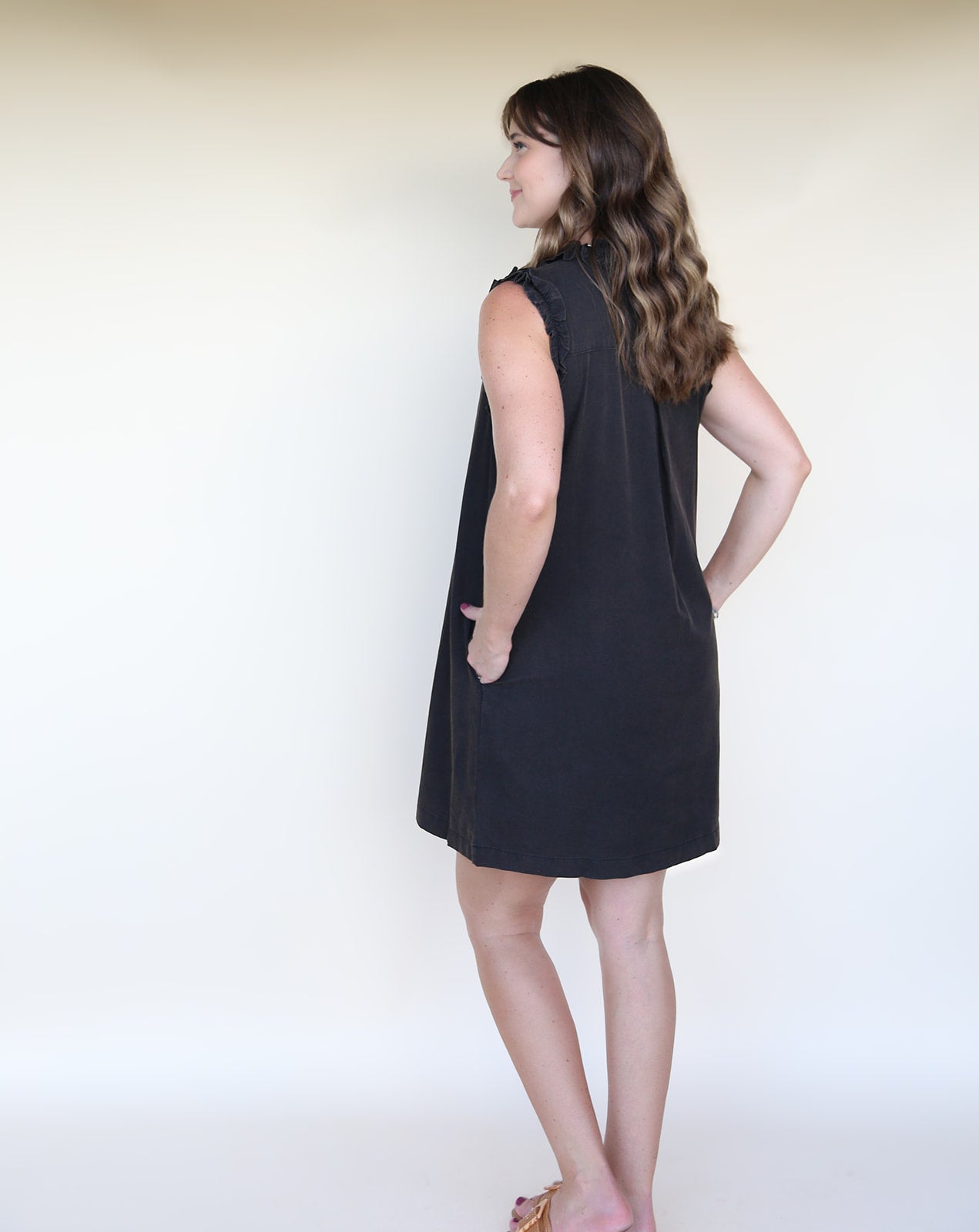 Alanis Black Ruffled Sleeveless Dress