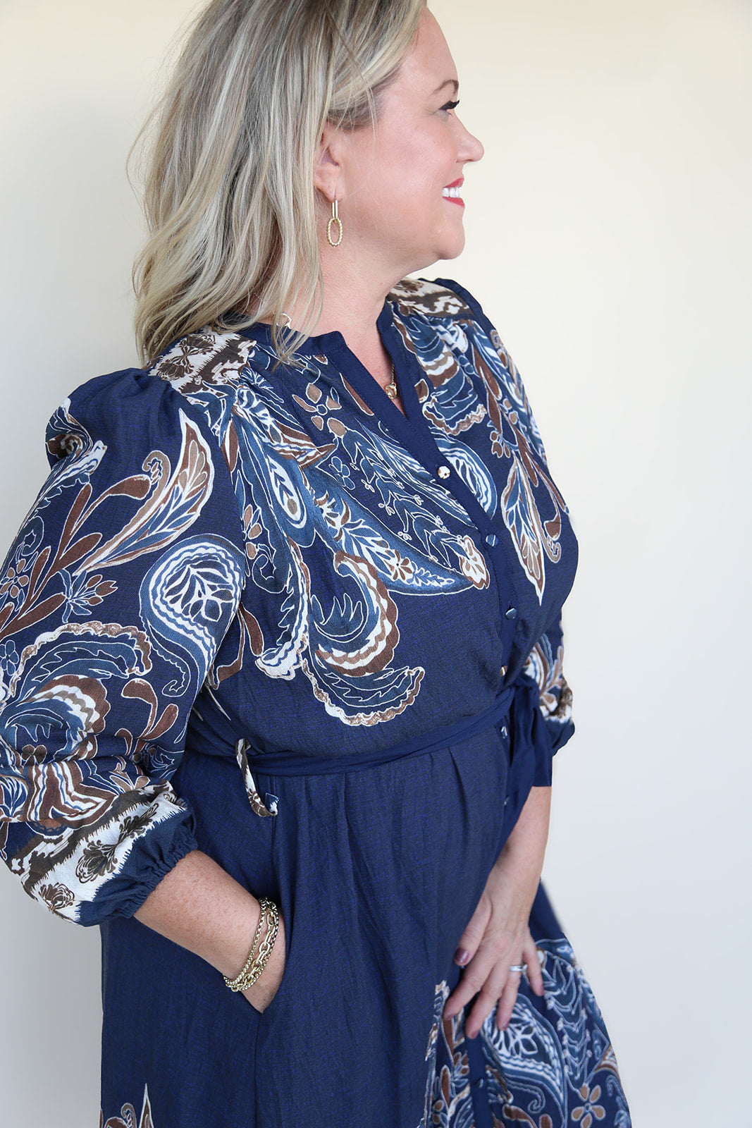 Sienna Paisley Midi Dress in Navy