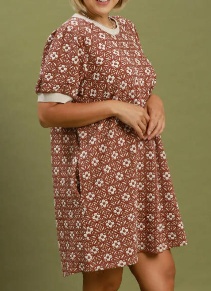 PLUS-Rust Floral Short Sleeve Shift Dress