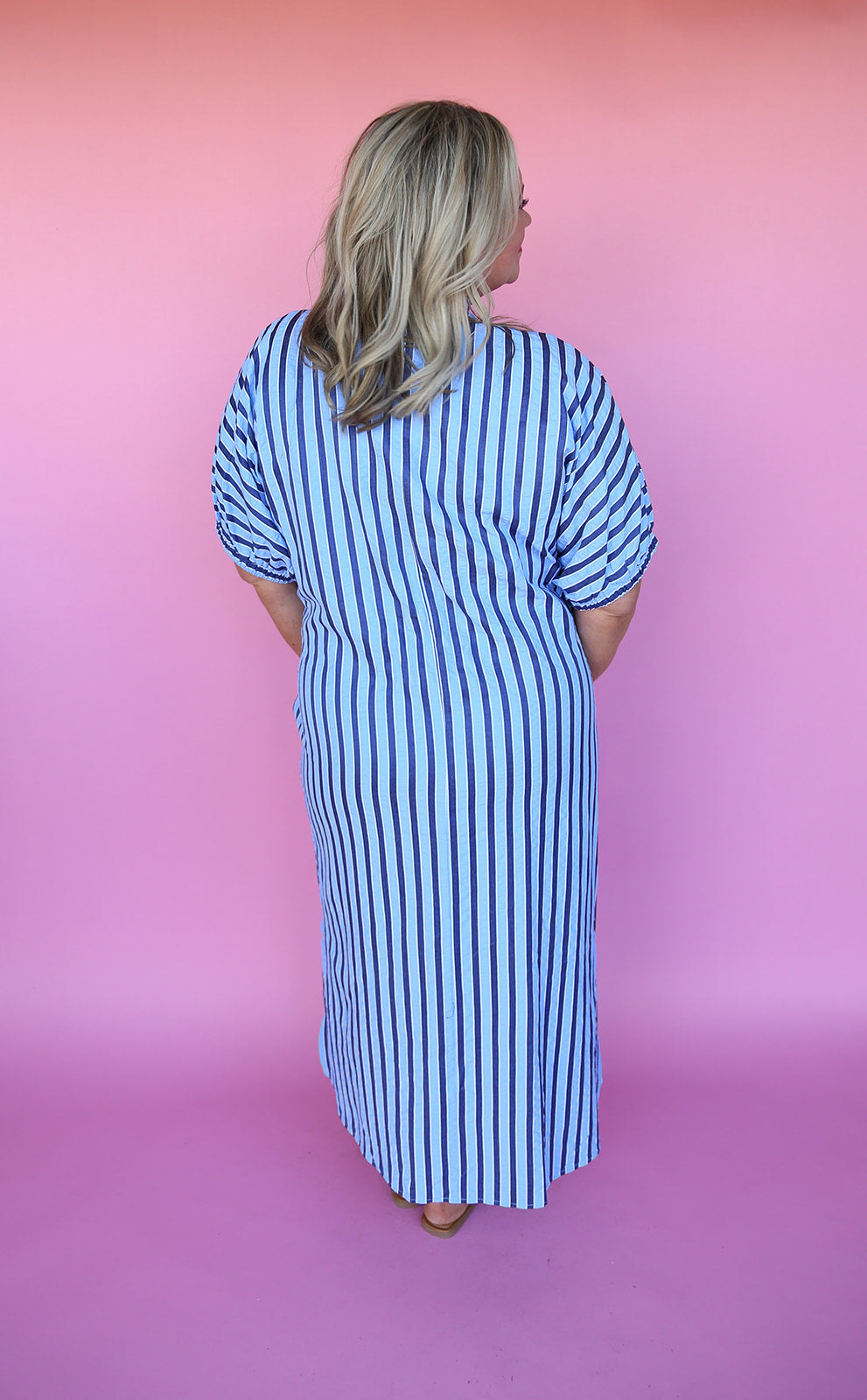 Ocean View Dress in Navy (Plus)