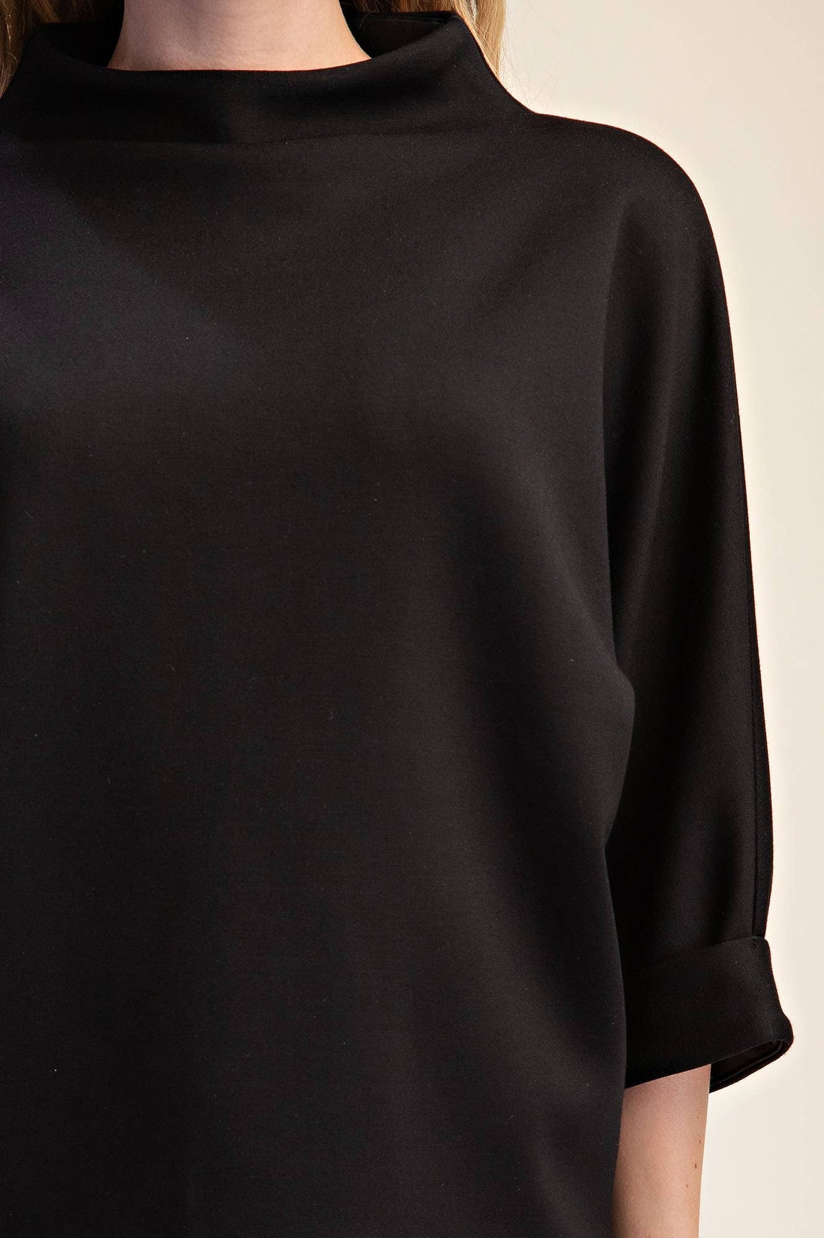 Mock Neck Sweatshirt: Black / L