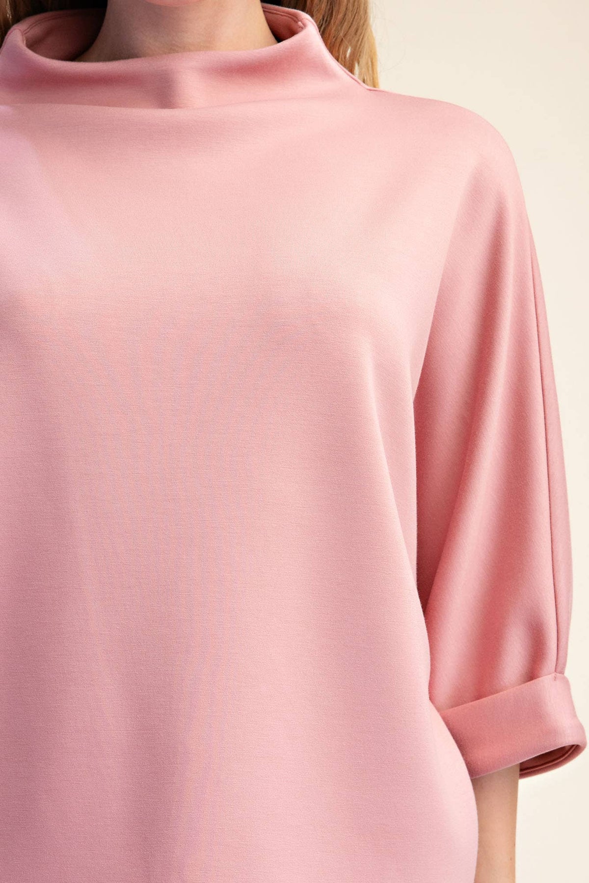 Mock Neck Sweatshirt: Black / M