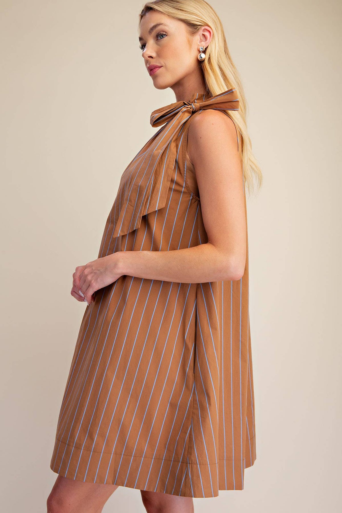 Stripe Mini Dress Ruffle Neck Adjustable Tie Sleeveless: Camel/Slate / L