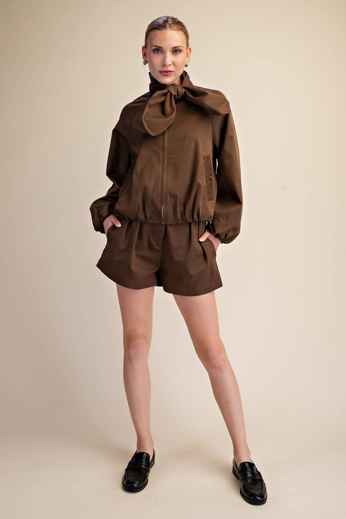 Scarf Collar Long Sleeve Puffy Jacket: Beige / L